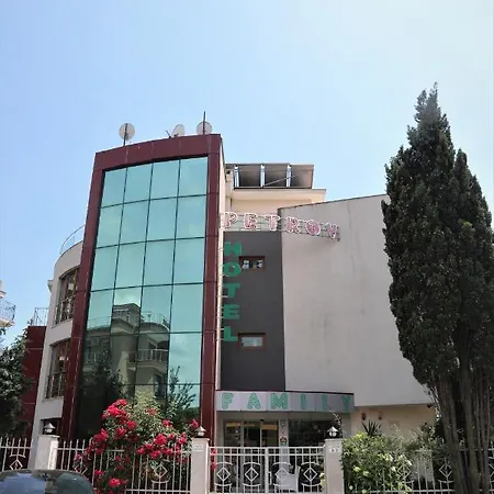 Petrov Family 3* Несебр