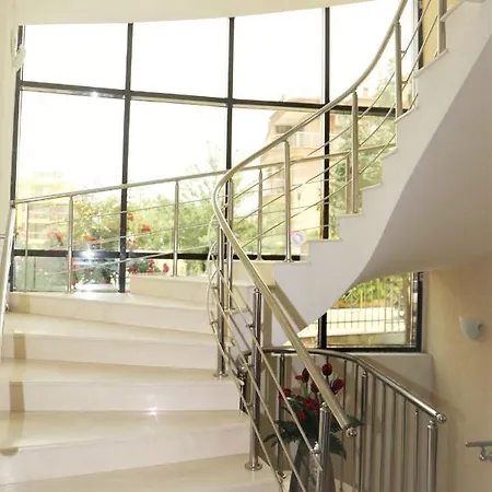 Petrov Family Отель