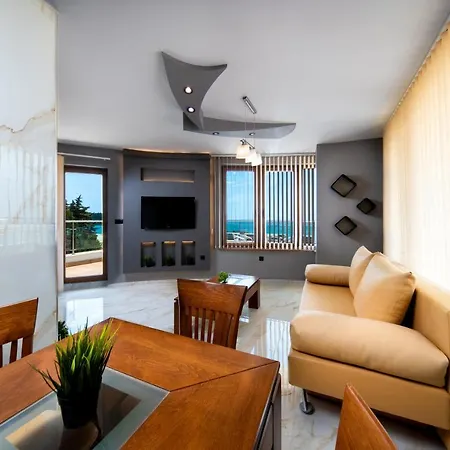 Petrov Family 3* Nessebar
