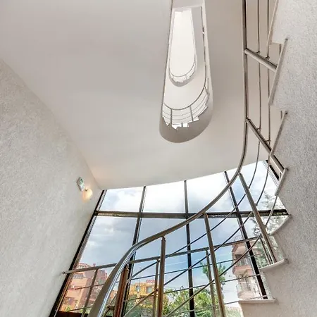 Petrov Family Несебр