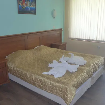 Petrov Family Отель