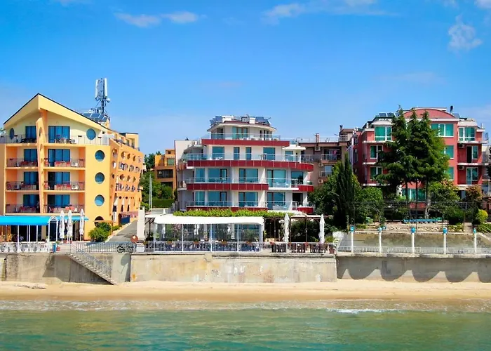 Petrov Family Hotel 3*